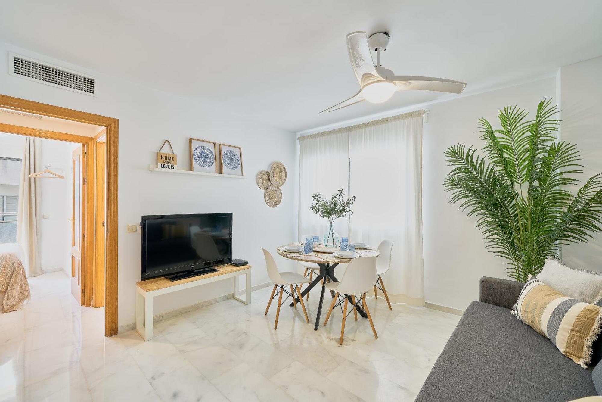 Fuengirola Beach Apartment By Stay Belonio 外观 照片
