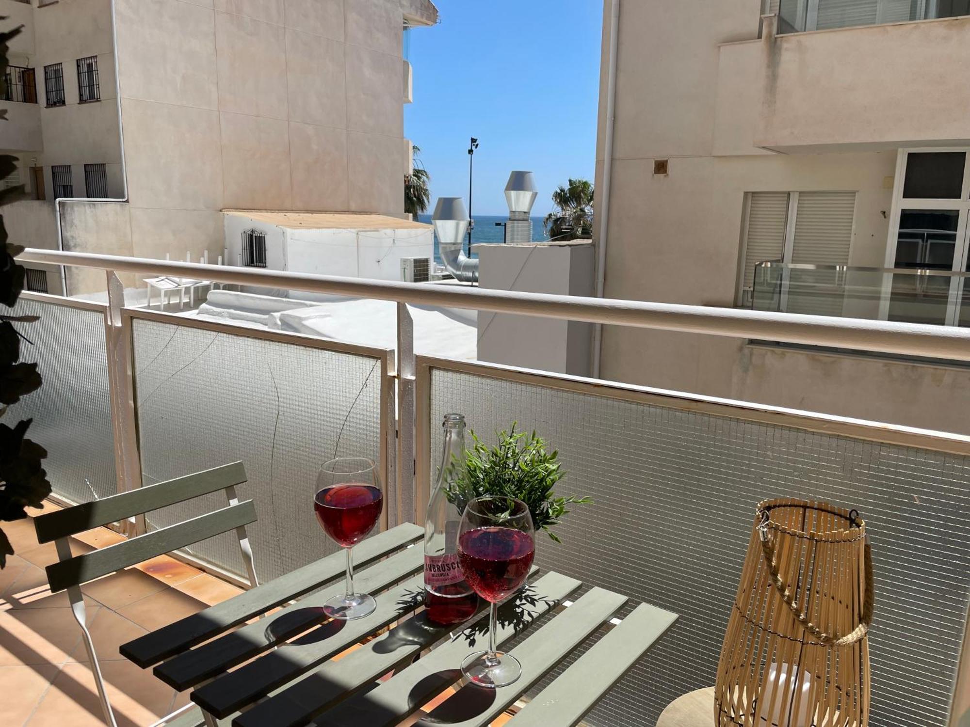 Fuengirola Beach Apartment By Stay Belonio 外观 照片